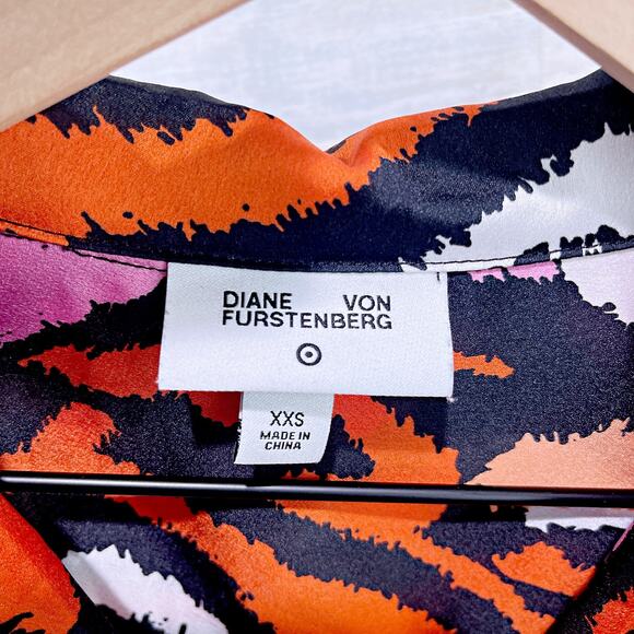 Diane Von Furstenburg x Target Zebra Satin Short Pajama Set 2 Piece Womens XXS - Picture 5 of 9